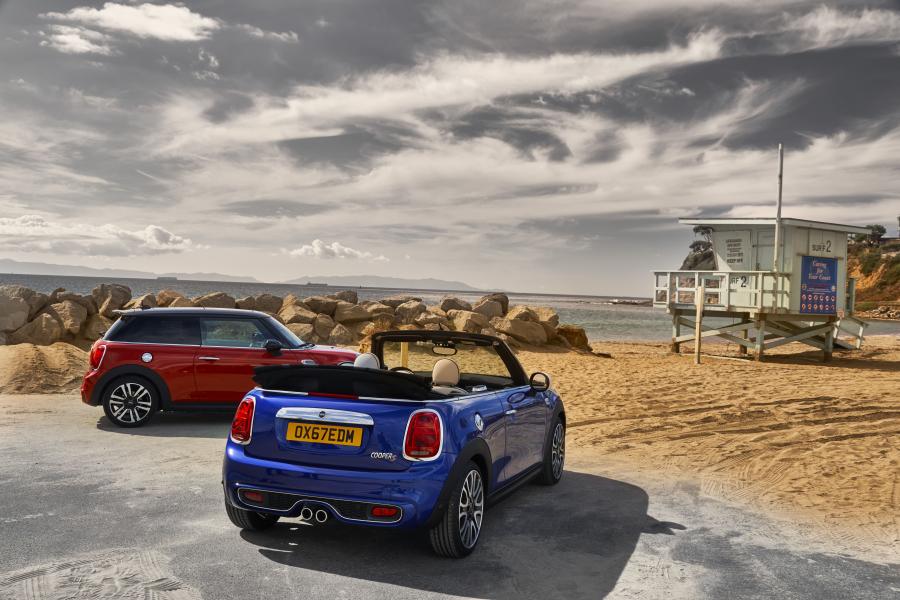  Mini Cooper S (F56) 2018 года  (WW) (фото 32 из 196)